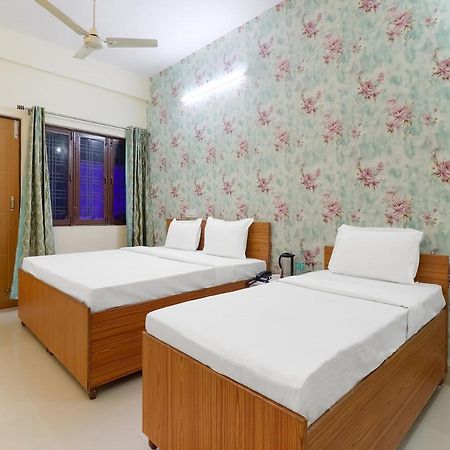 Oyo 84661 Lakshmi Home Stay Jhājra מראה חיצוני תמונה