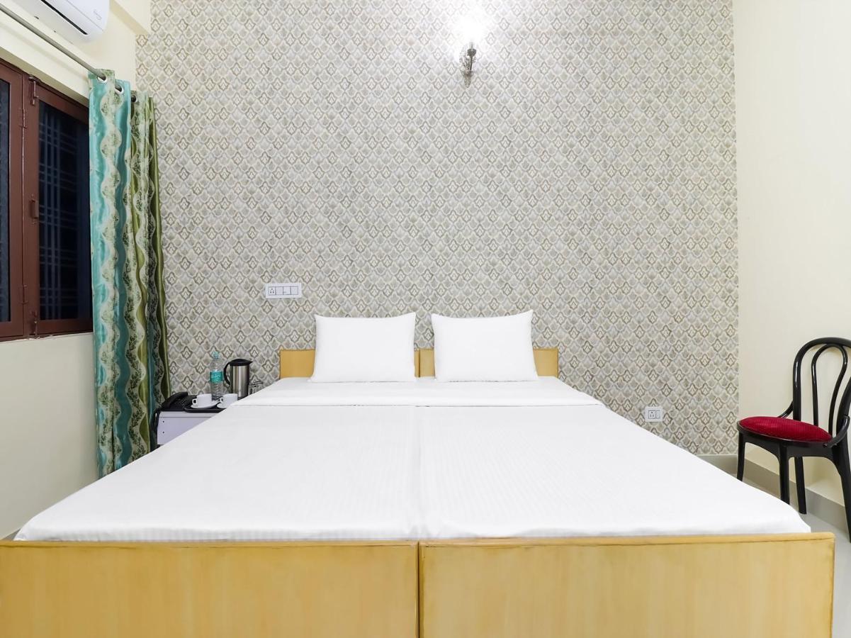 Oyo 84661 Lakshmi Home Stay Jhājra מראה חיצוני תמונה